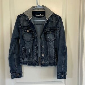 Jeaniologie raw edge hooded jean jacket size lg